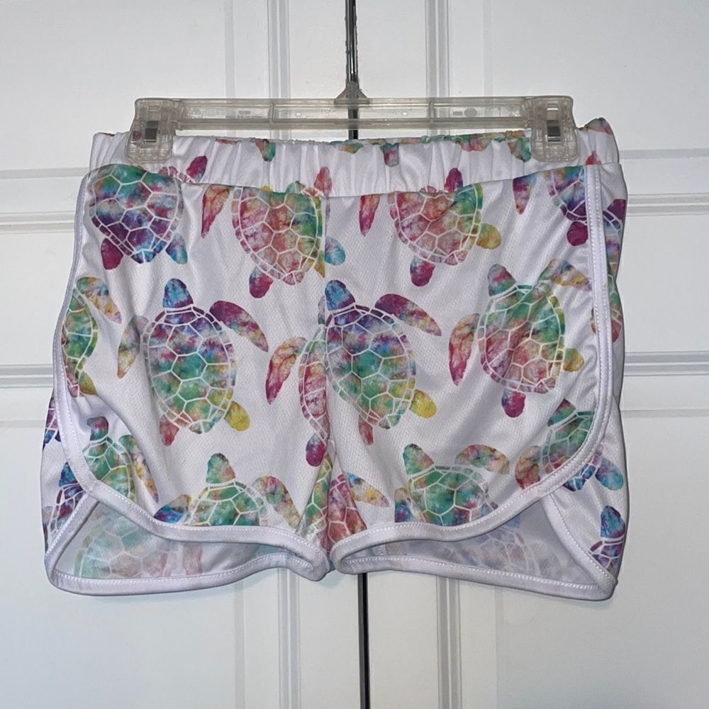 Sea turtle shorts size xs